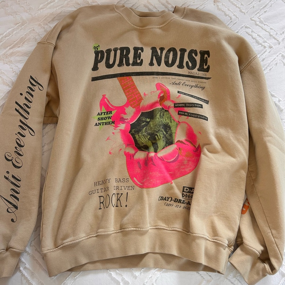 DAYDREAMER sweatshirt